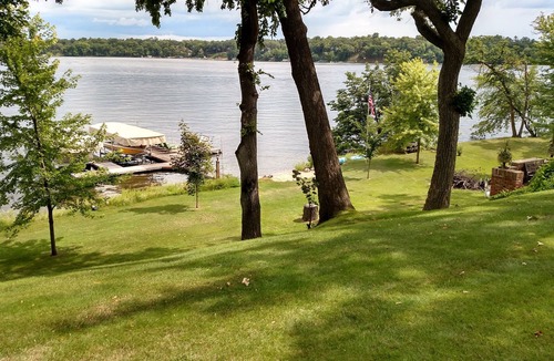 Alexandria House | Beautiful vintage home on the Alexandria Chain of Lakes
