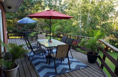 Huntsville Cottage | Beautiful waterfront cottage (with hottub), in the heart of Muskoka.