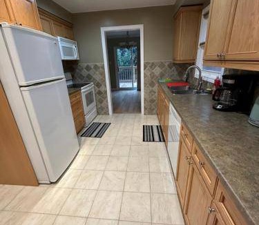 Mississauga Bed & Breakfast | Bed and breakfast ∙ 1 bedroom ∙ 4 guests