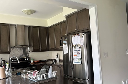Thorold House | Bedroom Ensuite (Unit 1) @Welland, ON…a cozy bedroom space with jacuzzi