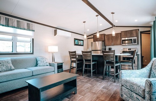 Otonabee-South Monaghan Hotel | Bellmere Winds Golf Resort