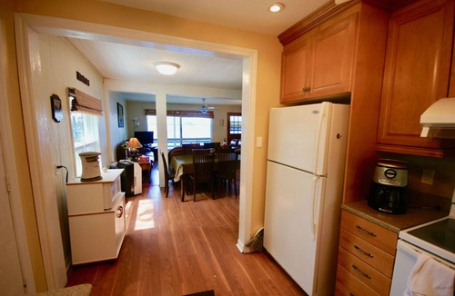 Havelock-Belmont-Methuen Cottage | Belmont Paradise on Belmont Lake