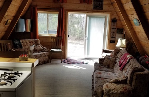 Wannaska Cabin | Beltrami Bungalow-Fun Up North 22 miles from Warroad MN 26 miles from Roseau MN.