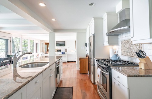 Fort Erie House | Bertie Bay Bliss