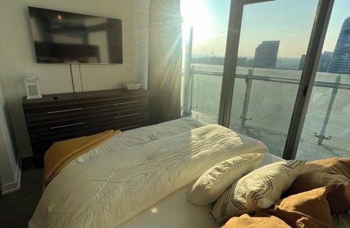 Toronto Entertainment District Condo | Best Place to stay in Toronto