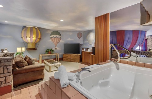 Kingston Hotel | Best Western Fireside Inn