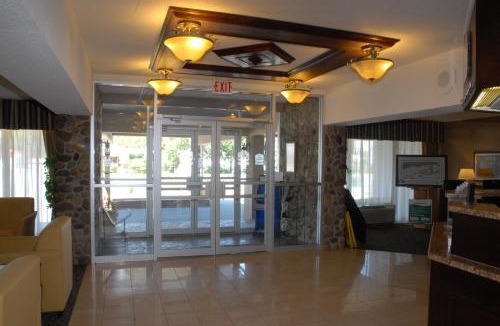 Bells Corners Hotel | Best Western Plus Ottawa Kanata Hotel and Conference Centre
