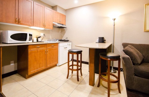 Bells Corners Hotel | Best Western Plus Ottawa/Kanata Hotel & Conference Centre