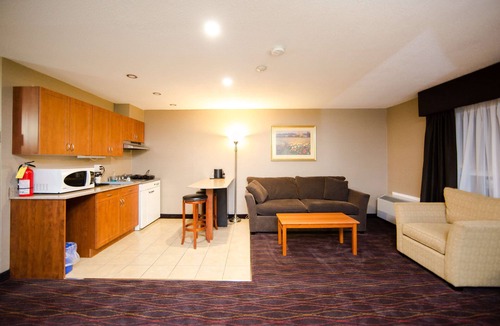 Bells Corners Hotel | Best Western Plus Ottawa/Kanata Hotel & Conference Centre
