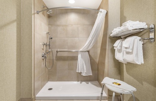 South Lethbridge Hotel | Best Western Plus Service Inn & Suites