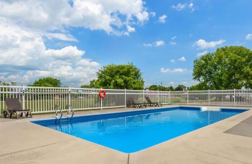 Smiths Falls Hotel | Best Western Smiths Falls Hotel