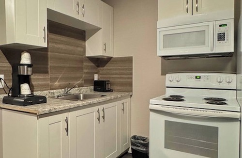 Algoma District Hotel | Big Bird Inn Wawa, SureStay Collection by Best Western