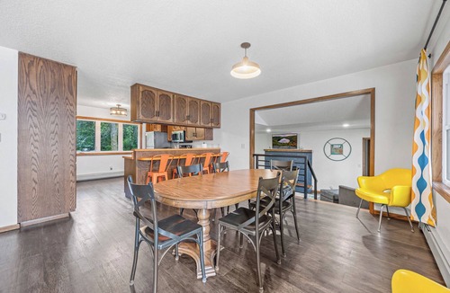 Richwood House | Big Cormorant-Lg.Walkout w/2 living areas for comfort, big lot, arcade, lily pad