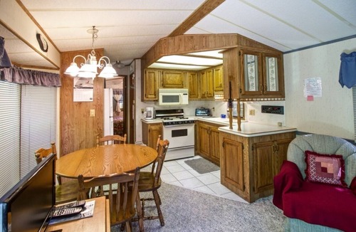 Remer House | Bigfoot Bungalow at Balsam Bay Resort