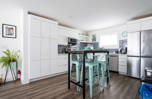 Meaford Apartment | "Bike" at Hills Meaford | 1BD Suite + Pets