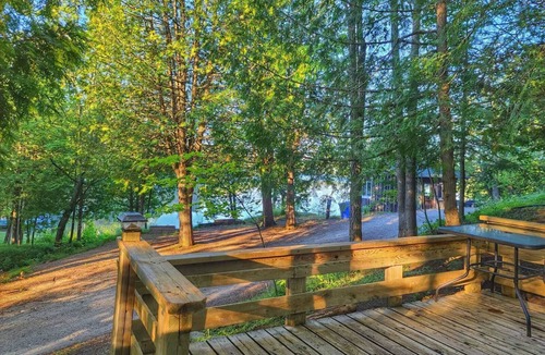 North Frontenac Cabin | Birch Cabin- North Frontenac Lodge