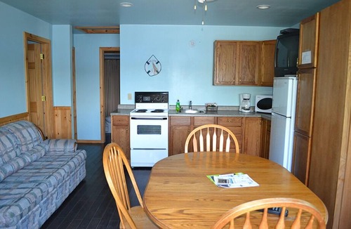 Algoma District Cottage | Birchland Cottages