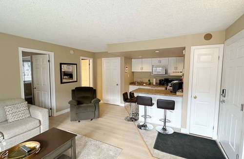 Craigleith Condo | Blue Mtn 1 Bedroom w Mountain View