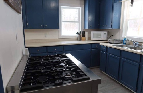 Silver Bay House | Blue Spruce Haus | 4 BR