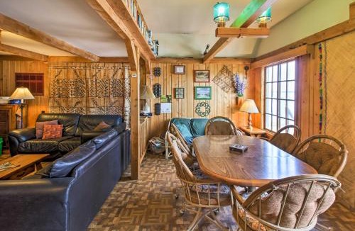 International Falls House | Boat Dock and Beach Charming Stop Island Cabin