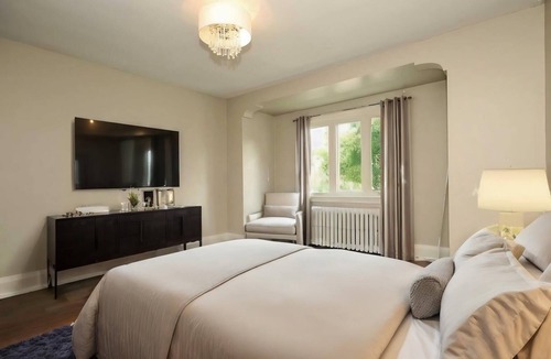 East York House | Bohemian midtown retreat (being furnished)