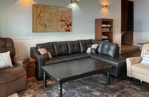 Addington Highlands Cottage | Bon Echo Escape - North