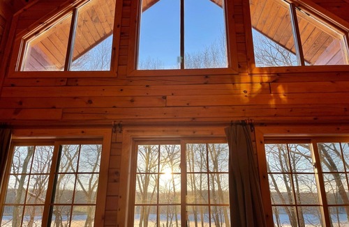 Long Prairie Cabin | Book now for spectacular fall foliage! Great location for fall family photos!