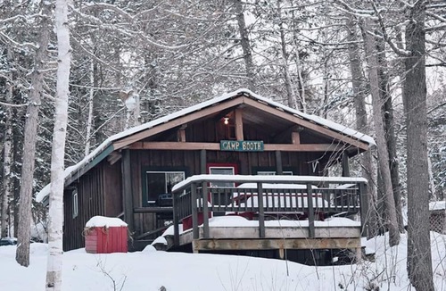 Papineau-Cameron Cottage | Booth Cottage