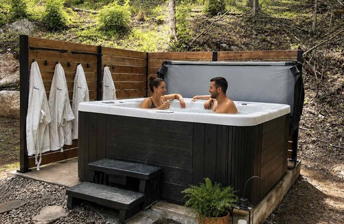 Saint-Faustin-Lac-Carre Ski Chalet | BOREA Chalet | Spa, Beach access & Activities
