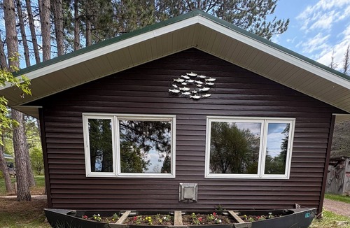 Melrude Cabin | Boulder Lake Cottage