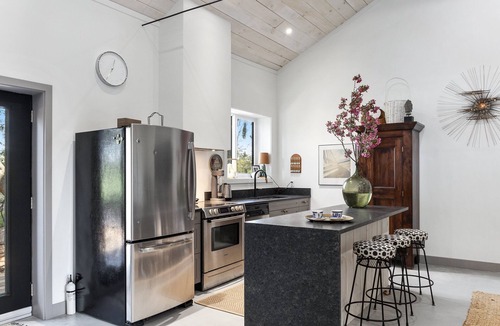 Brighton House | Boutique Gateway by Prince Edward County