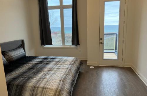 Bowmanville House | Bowmanville Room