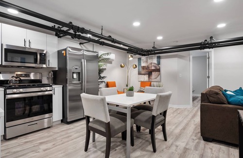 Union Park Apartment | Brand new, Great location, PET/kid friendly, FREE parking, quiet neighborhood!