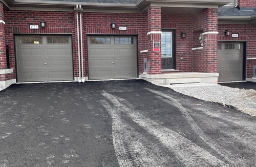 Durham Region House | Brand New Luxurious & Cozy 4Beds + 2.5Bathrooms Townhouse