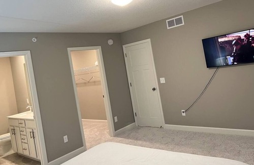 Blaine House | Brand New spacious townhome - The Zest
