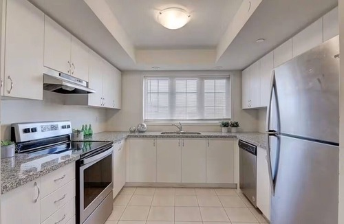 Durham Region House | Brand New Townhouse with 4 bedroom for long stay
