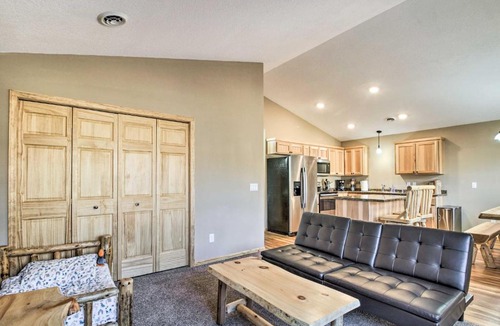 Breezy Point House | Breezy Point Cabin with Fire Pit - Walk to Lake