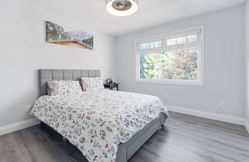 London House | Bright& cheerful 5 bedroom house with a Pool
