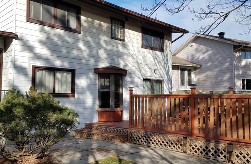 Ottawa Division House | Bright, clean, comfortable, well maintained home