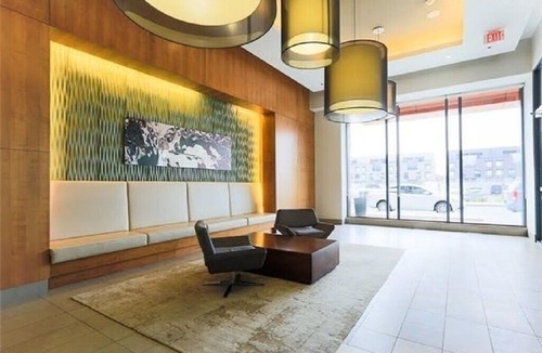 Downtown Mississauga Apartment | Bright *Quarantine Friendly* 1 BD condo in the heart of Mississauga Downtown