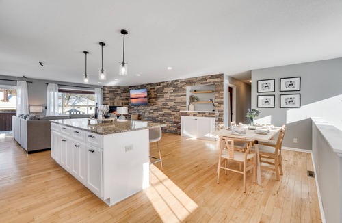 Brooklyn Center House | Brookstone Bliss - Hot tub, Pool, Games and more