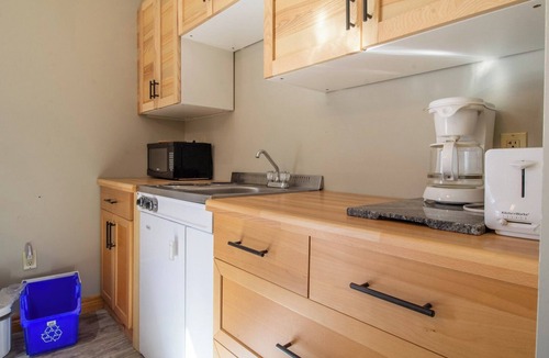 Trent Lakes Cottage | Buckhorn's Angelfire Marsh View