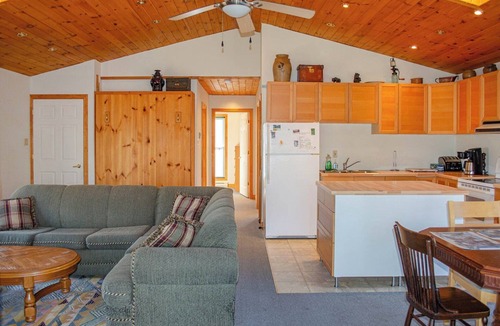 Trent Lakes Cottage | Buckhorn's Angelfire Resort - High View