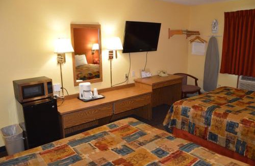 Burnsville Hotel | Burnsville Inn & Suites