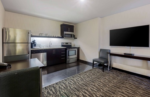 Hamilton Hotel | C Hotel by Carmen's, BW Premier Collection