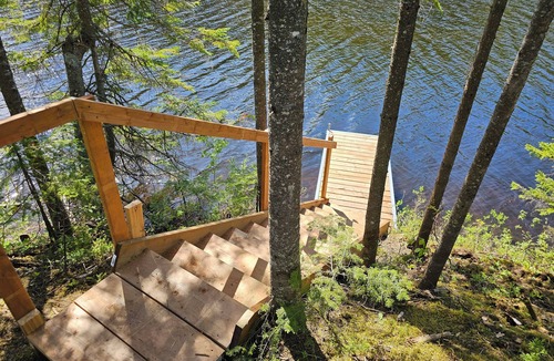 Saint Come House | Nordika | Lakefront | Hot tub | Fireplace