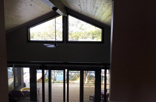 Apsley Cottage | Four season cottage/home on Wolf Lake in the Kawartha Highlands