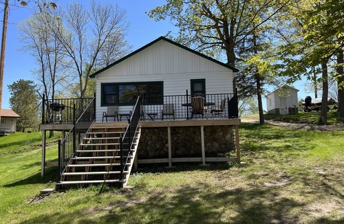 Longville Cabin | Cabin 4, Lien's Resort, Leech Lake, Fishing, Boating Swimming
