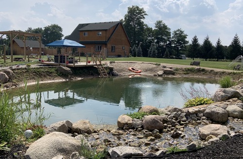 Waterford Cabin | Cabin with private sand beach and swimming pond