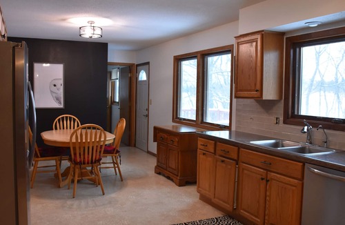 Hastings House | Can't beat homey ski retreat adjacent to Afton Alps and scenic Afton State Park.